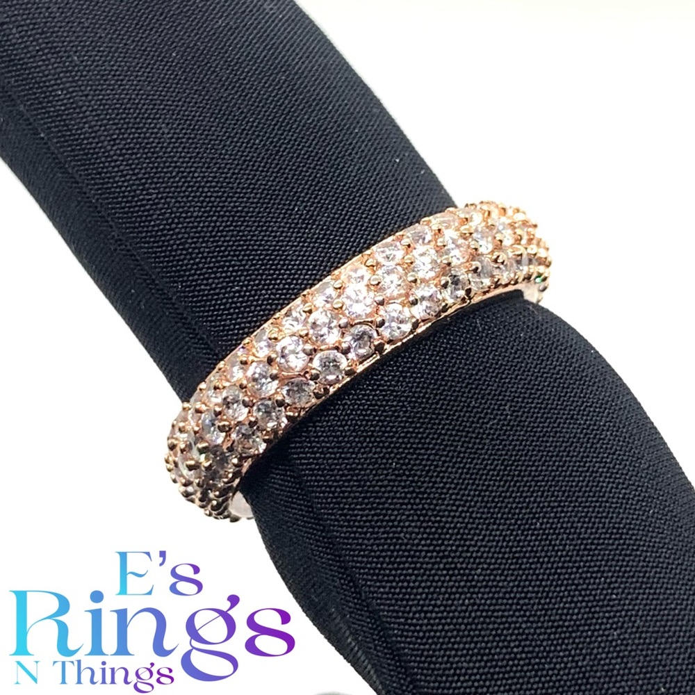 [Crystal Rose] 3 Row Rose Gold Plated Crystal Ring